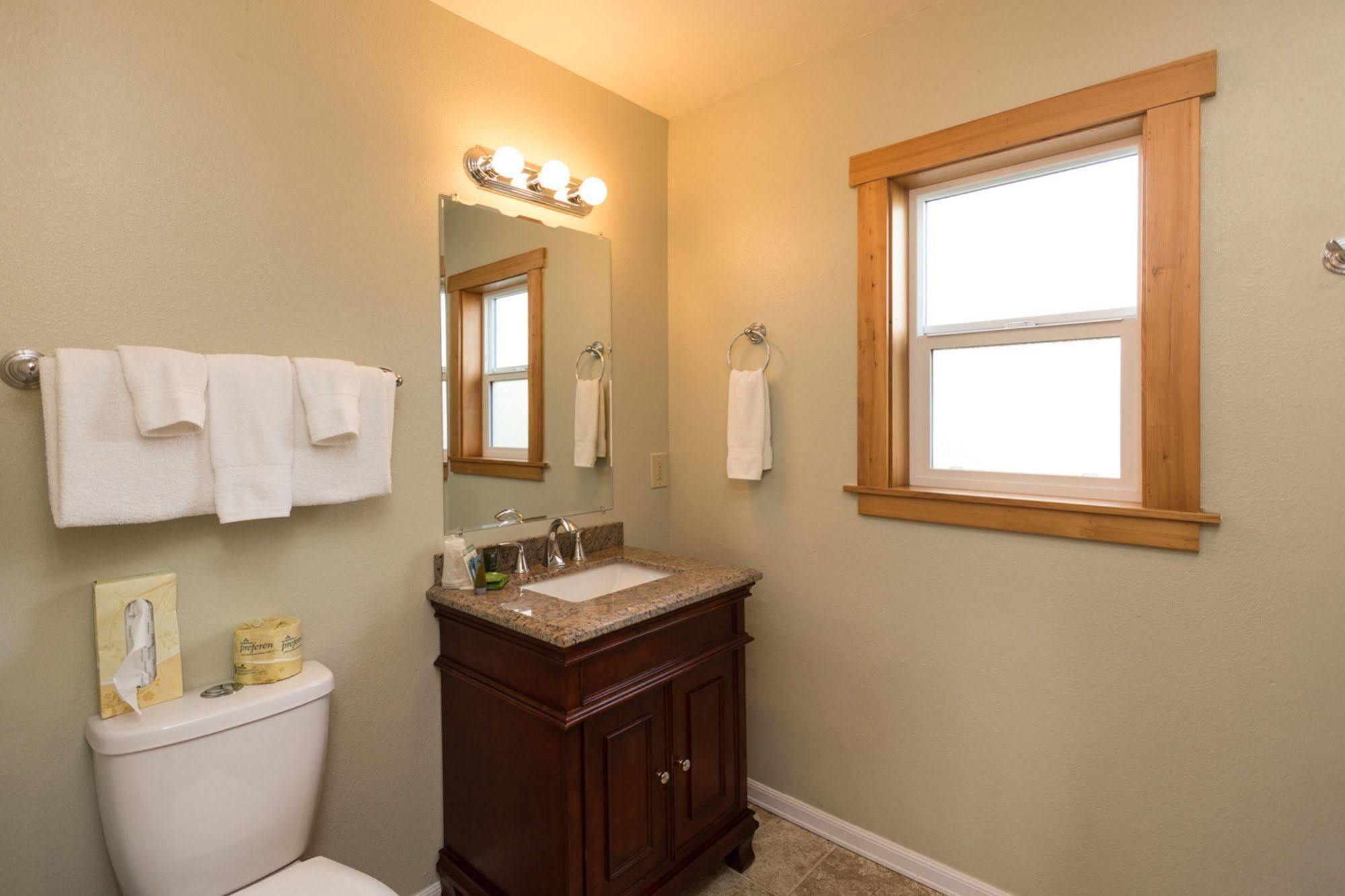 Blue Gull Inn Cannon Beach Ngoại thất bức ảnh